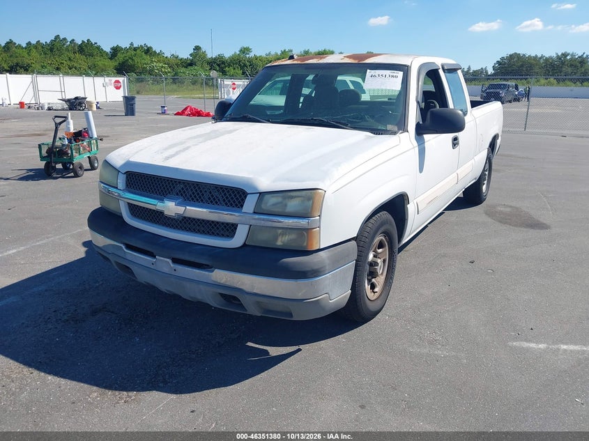2004 Chevrolet Silverado 1500 Ls, Normal Wear & Tear, IAAI, VIN 2GCEC19T641140225 — photo 2