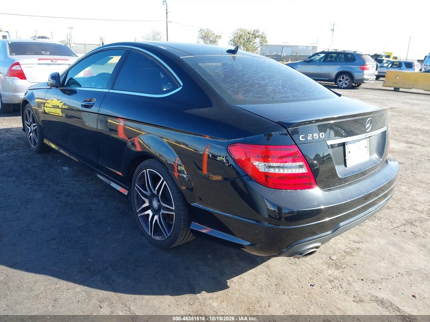 Vin: wddgj4hb5df977281, lot: 46851782, mercedes-benz c 250 20133