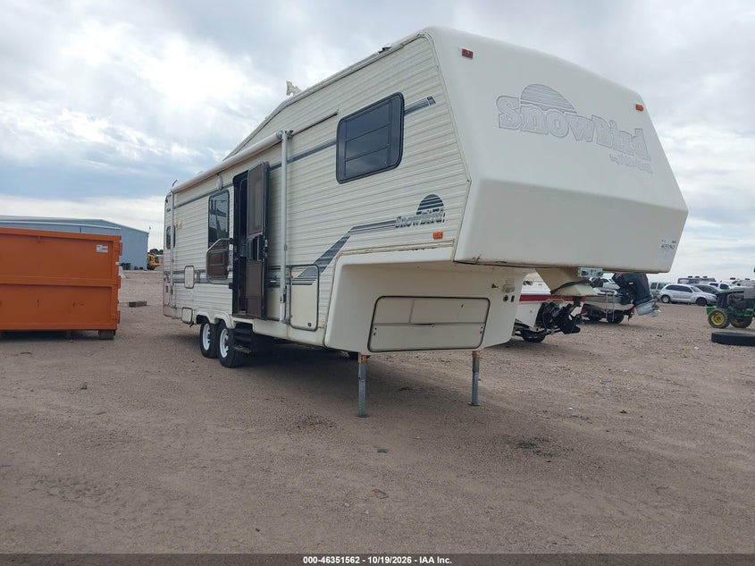 1993 Nu-Wa Snow Bird 28' 5th Wheel Trailer