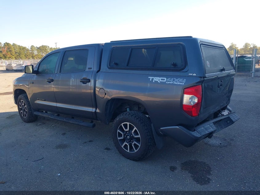 TOYOTA TUNDRA - zdjęcie 3