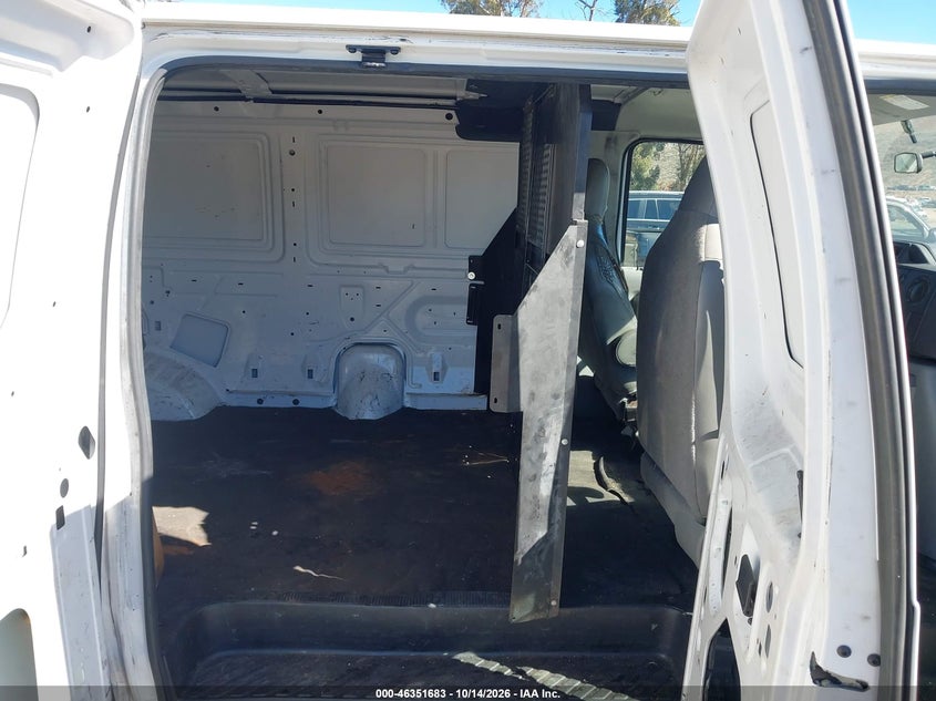 2011 FORD E-150 COMMERCIAL · Фото 8