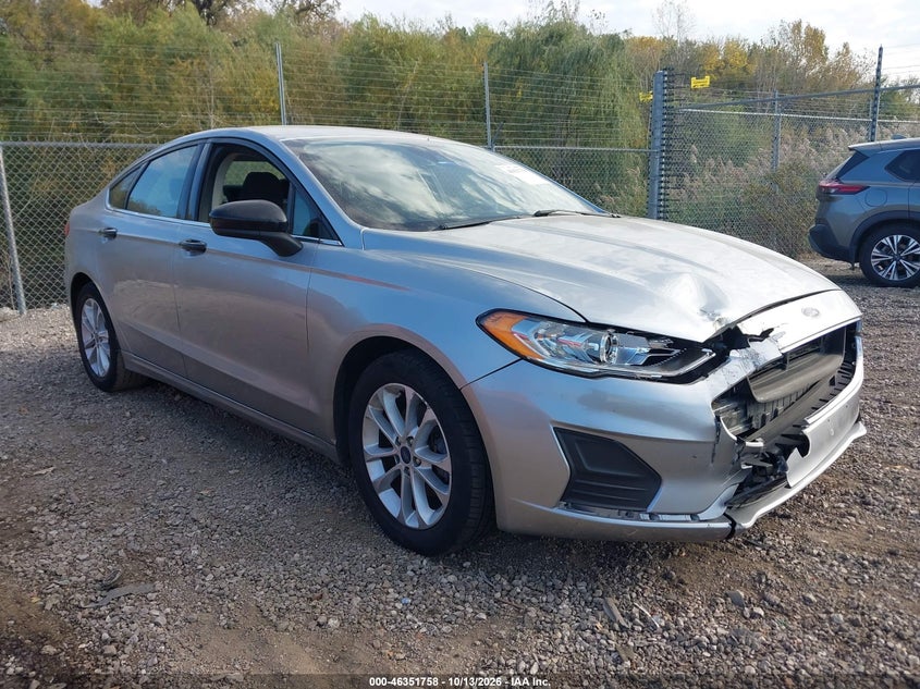 Vin: 3fa6p0hd7lr233476, lot: 46852024, ford fusion se 2020 img_1