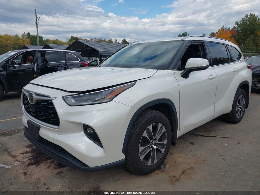 TOYOTA HIGHLANDER - zdjęcie 2