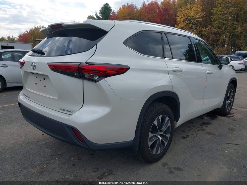 TOYOTA HIGHLANDER - zdjęcie 4