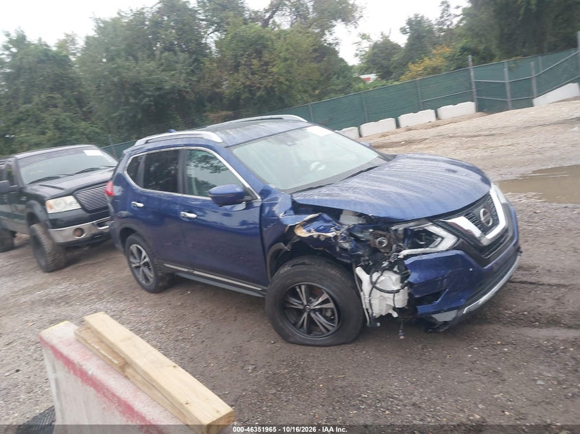 2017 NISSAN ROGUE SL