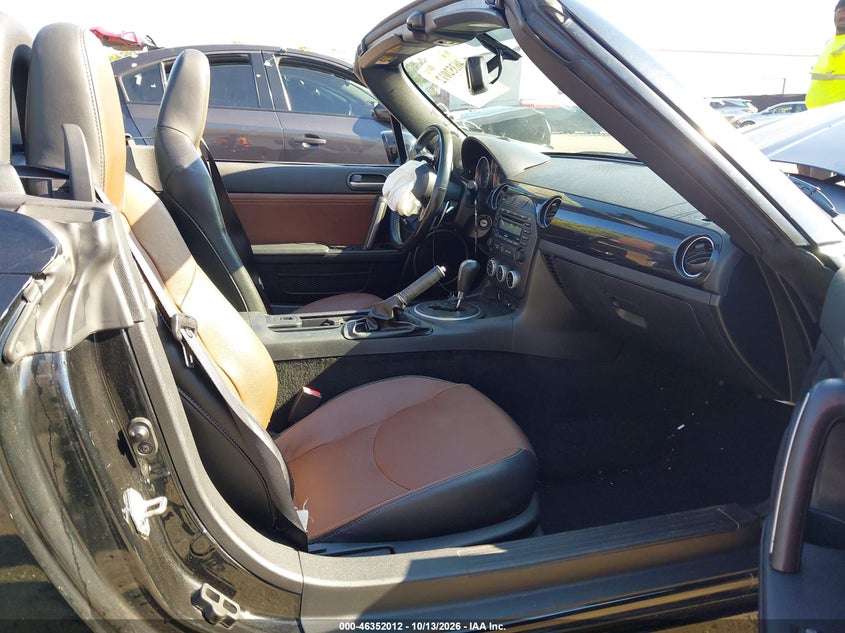 2015 MAZDA MX-5 MIATA GRAND TOURING · Фото 5