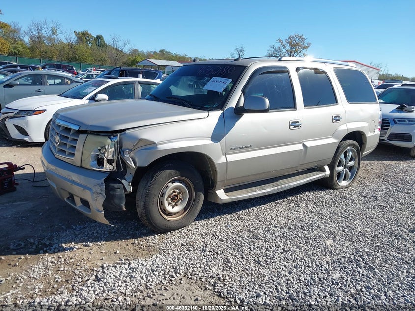 2004 Cadillac Escalade Standard, Неизвестно, IAAI, VIN 1GYEK63N84R137256 — фото 2