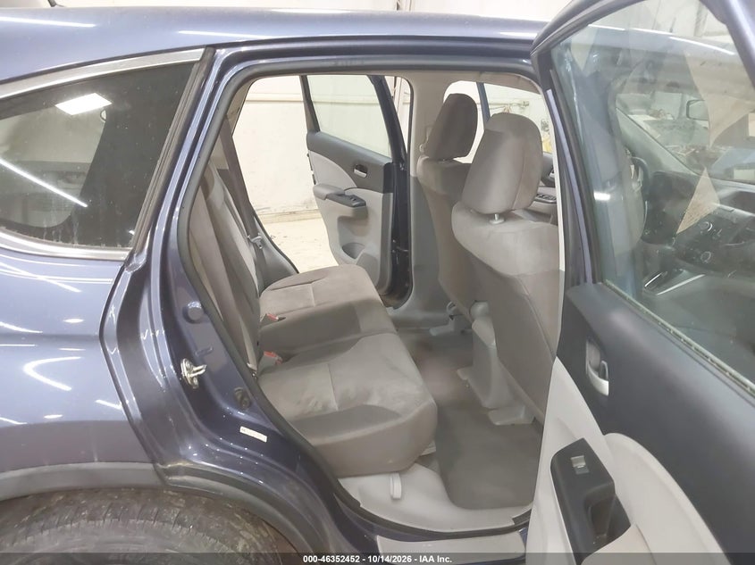 2014 HONDA CR-V LX · Фото 8