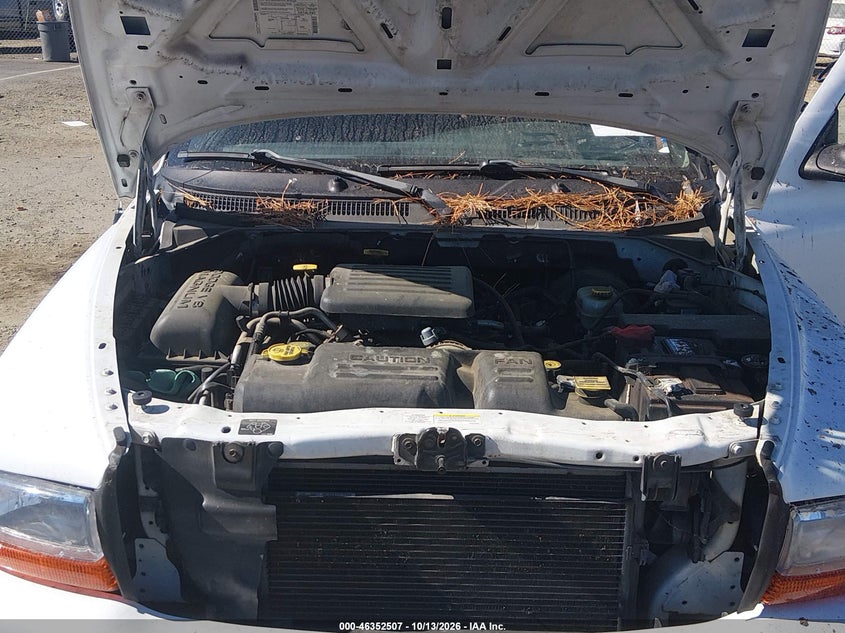 DODGE DURANGO 2002 VIN 1B4HS38N82F205321