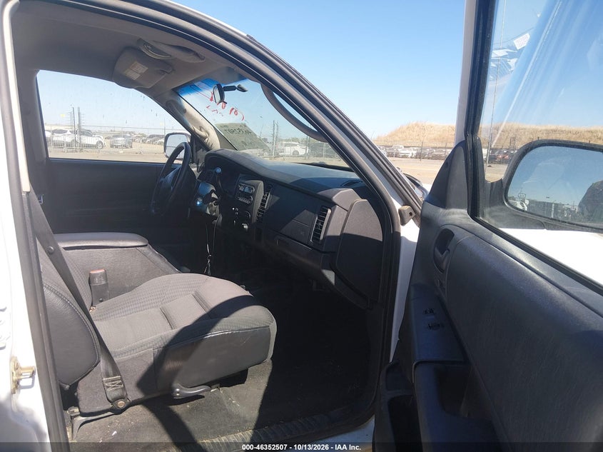 DODGE DURANGO 2002 VIN 1B4HS38N82F205321