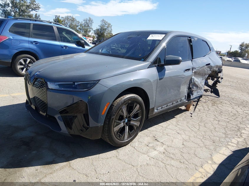 Vin: wb523cf04scs18786, lot: 46852889, bmw ix xdrive50 20252