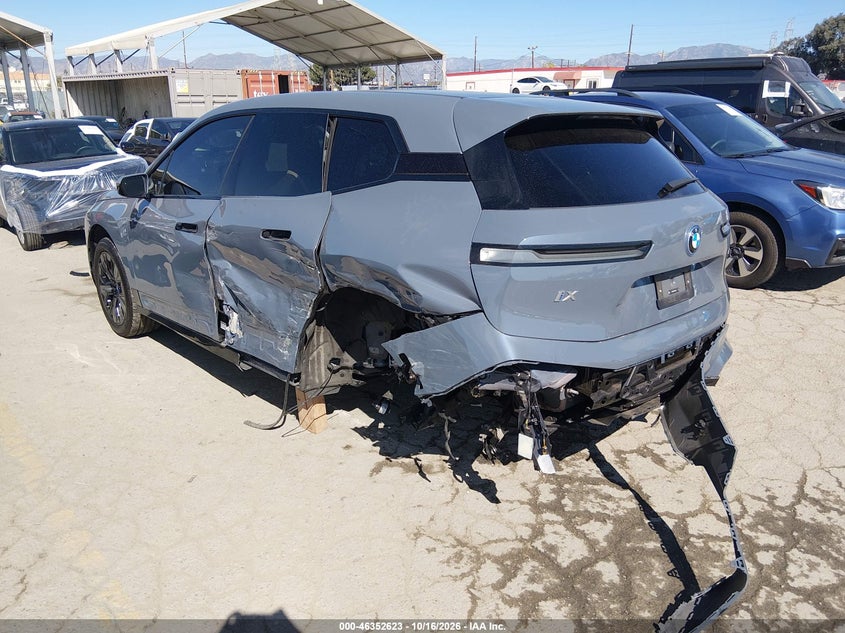 Vin: wb523cf04scs18786, lot: 46852889, bmw ix xdrive50 20253