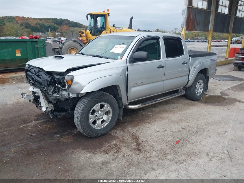 2010 Toyota Tacoma Base V6, Front End, IAAI, VIN 5TELU4EN8AZ697917 — photo 2