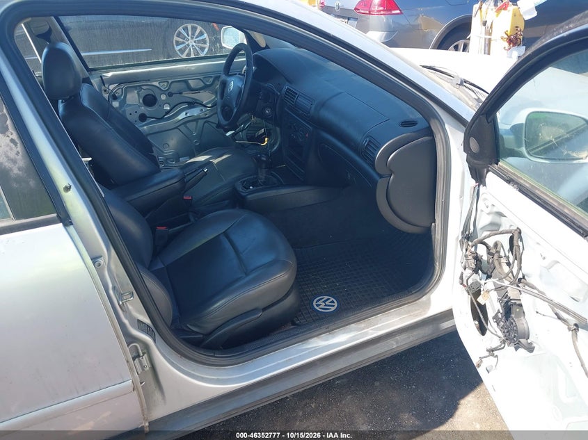 1998 VOLKSWAGEN PASSAT