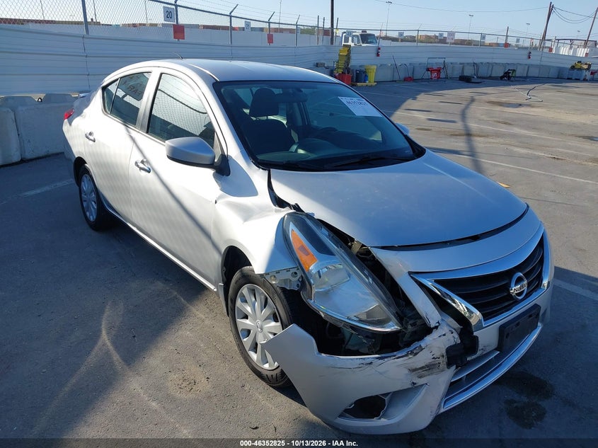 2015 NISSAN VERSA 1.6 SV · Фото 6