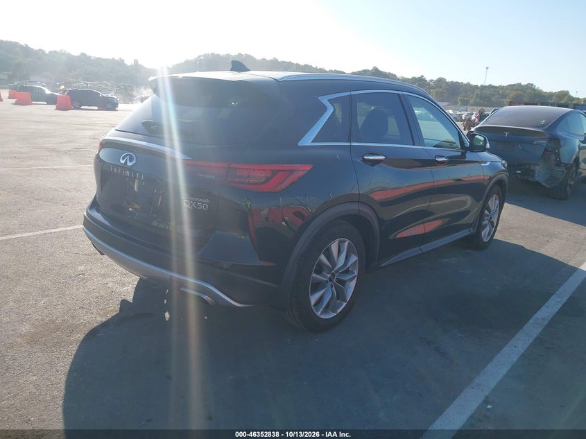 Vin: 3pcaj5m38lf107581, lot: 46853104, infiniti qx50 luxe awd 20204
