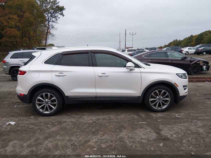 2019 LINCOLN MKC SELECT · Photo 13