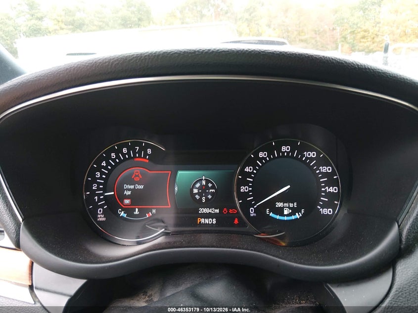 2019 LINCOLN MKC SELECT · Photo 7