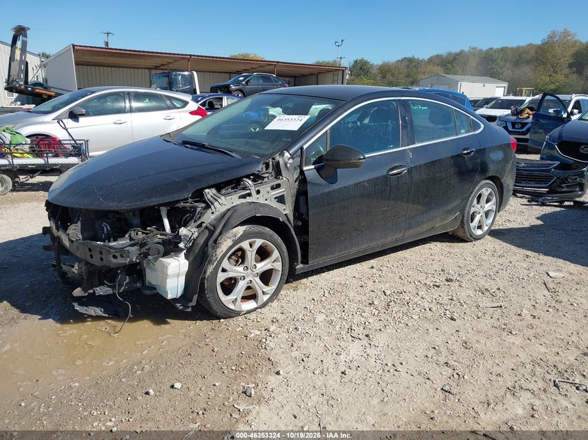 2017 Chevrolet Cruze Premier Auto, Left Front, IAAI, VIN 1G1BF5SM3H7231281 — photo 2