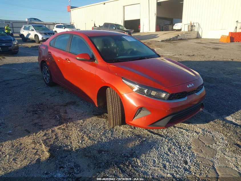 Vin: 3kpf24ad6ne471811, lot: 46853809, kia forte lxs 2022 img_1