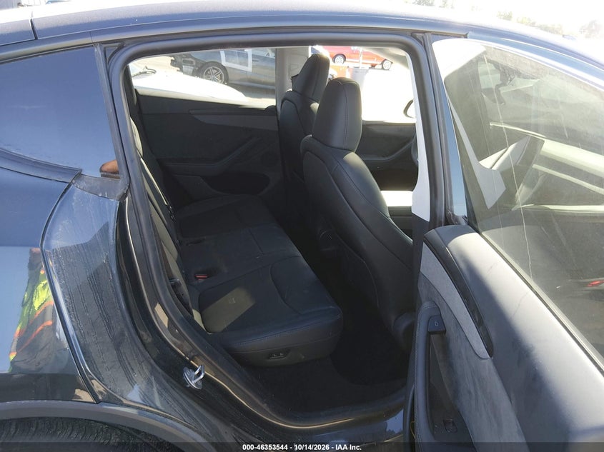 TESLA MODEL Y 2026 VIN 7SAYGDEE5TF405614