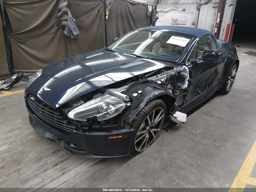 ASTON-MARTIN V8 VANTAGE 2014 VIN SCFEKBBKXEGD17944