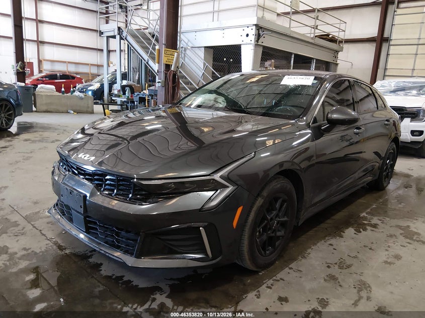 2025 Kia K5 Lxs, Front End, IAAI, VIN KNAG24J77S5294964 — photo 2