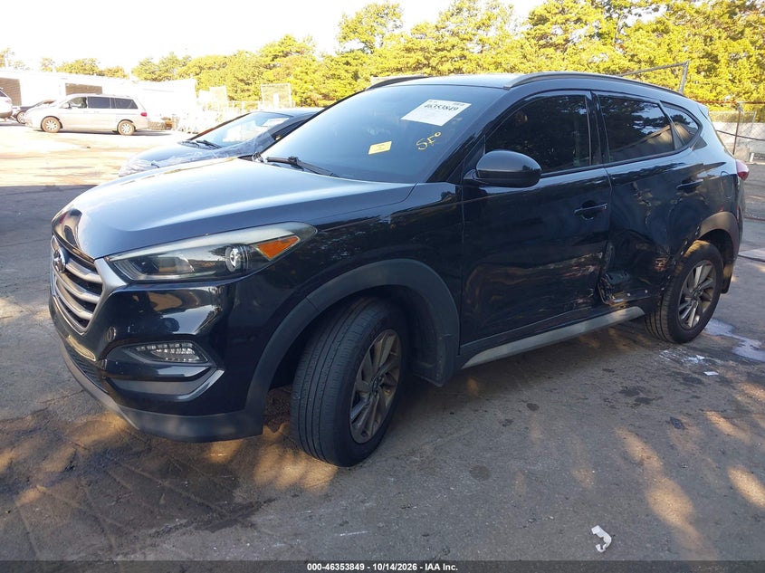 2017 Hyundai Tucson Se, Левый бок, IAAI, VIN KM8J3CA46HU511274 — фото 2