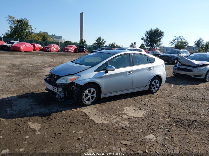 2014 Toyota Prius Four, Front End, IAAI, VIN JTDKN3DUXE1769471 — photo 2