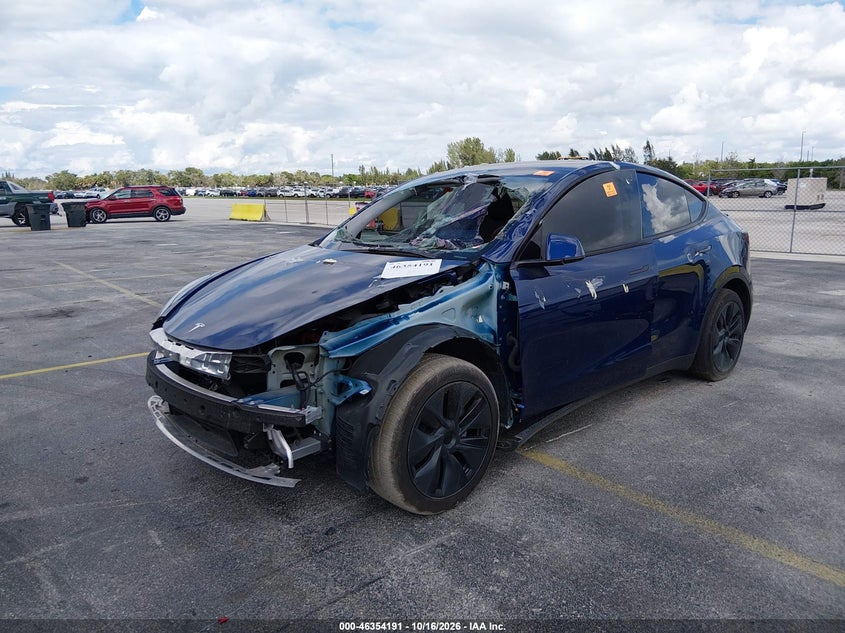 2025 TESLA MODEL Y LONG RANGE DUAL MOTOR REAR-WHEEL DRIVE · Фото 2