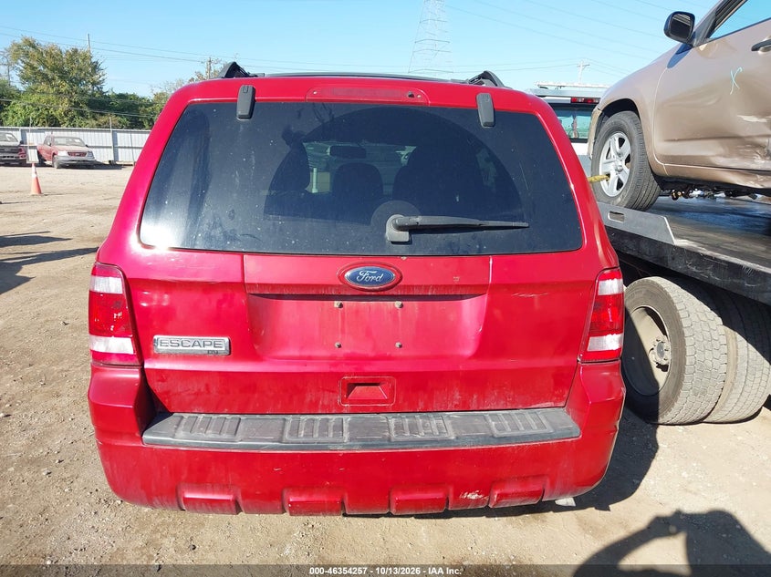 2010 FORD ESCAPE XLT · Photo 17
