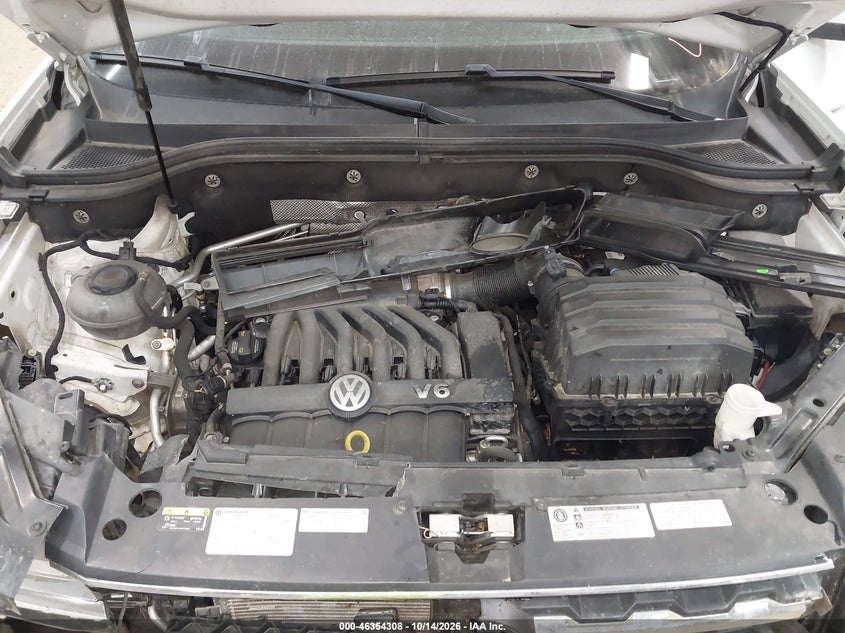 2019 VOLKSWAGEN ATLAS 3.6L V6 SE W/TECHNOLOGY R-LINE · Фото 10