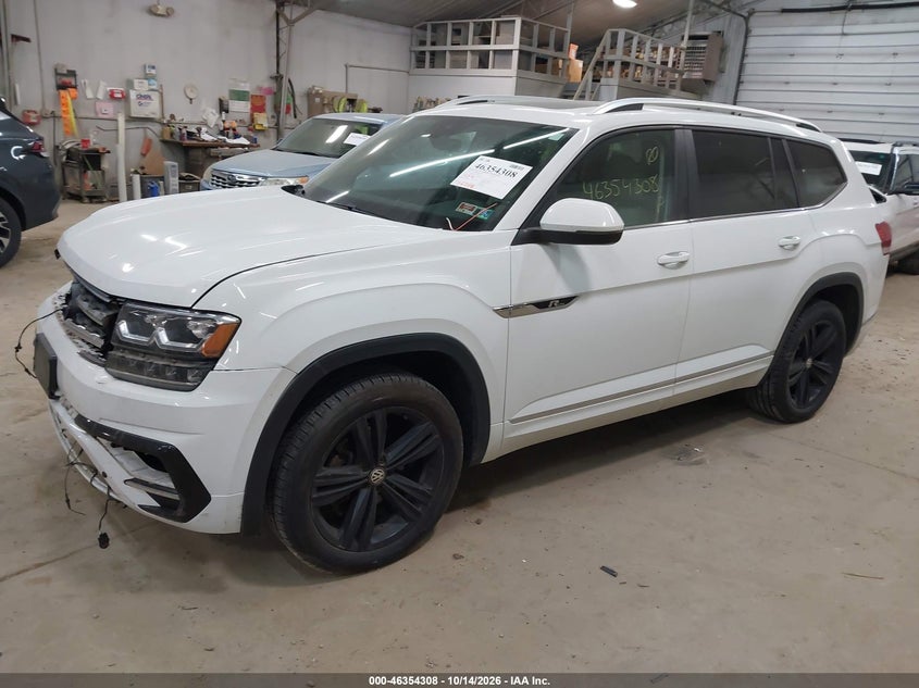 2019 VOLKSWAGEN ATLAS 3.6L V6 SE W/TECHNOLOGY R-LINE · Фото 2