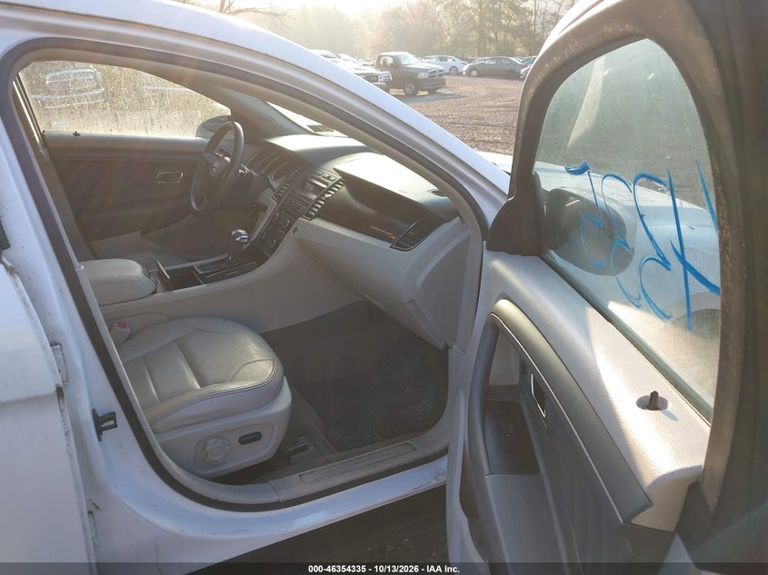 FORD TAURUS 2011 VIN 1FAHP2EWXBG177145