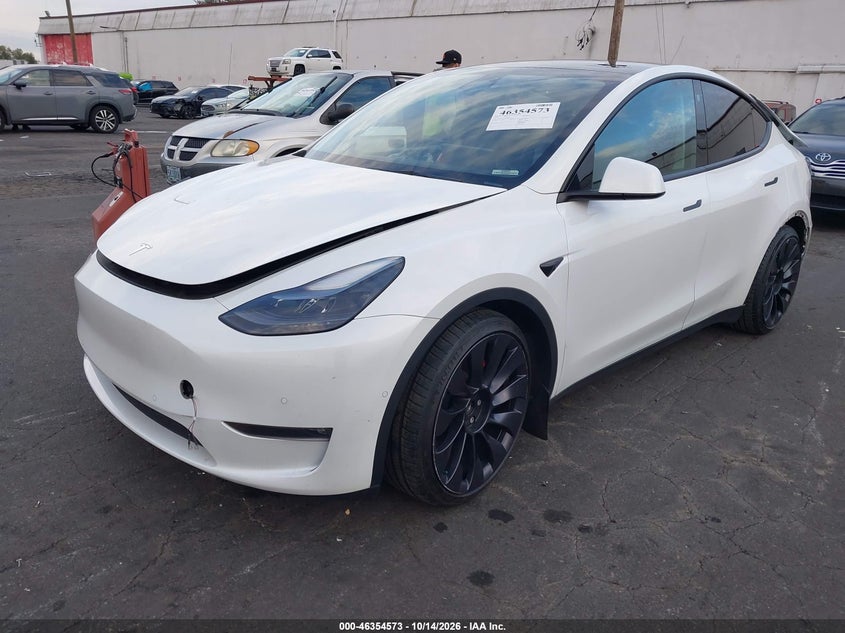 2022 Tesla Model Y Performance Dual Motor All-Wheel Drive, Rear, IAAI, VIN 7SAYGDEF7NF530223 — photo 2