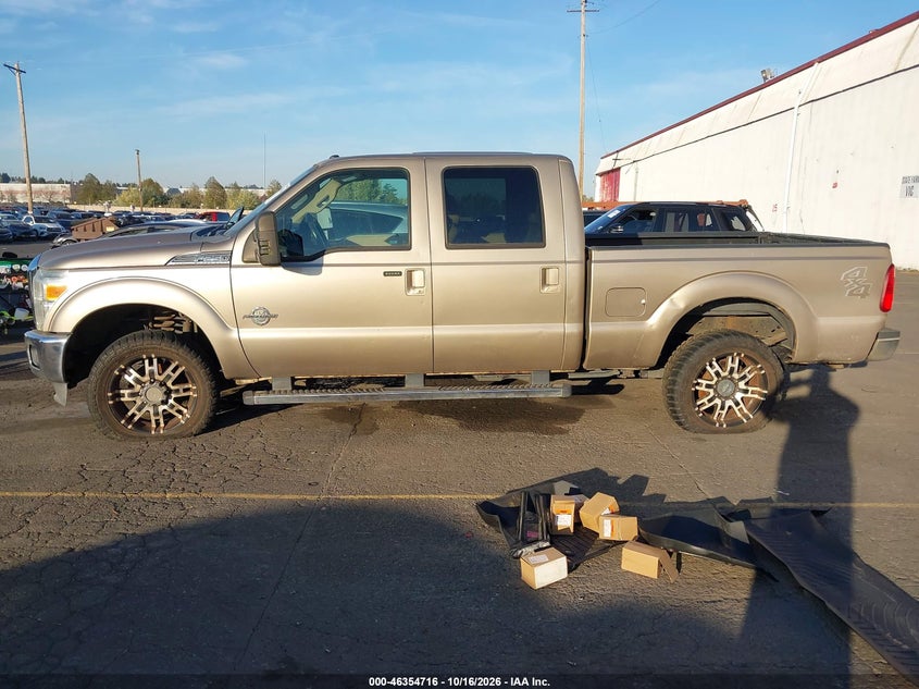 2011 FORD F-250 LARIAT · Фото 15