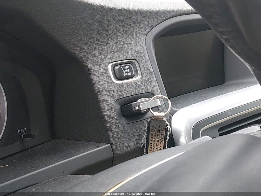 2012 VOLVO S60 T5 · Photo 11