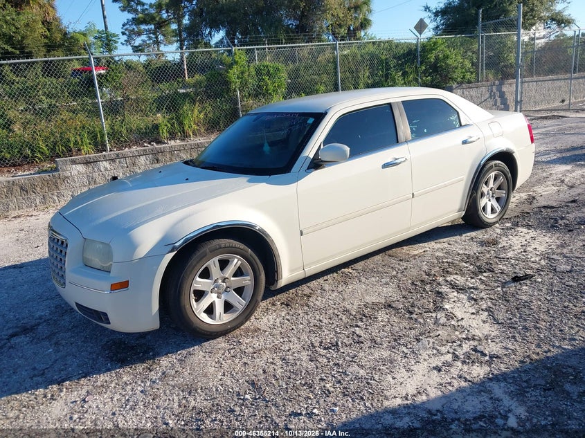 2006 CHRYSLER 300 TOURING · Фото 2