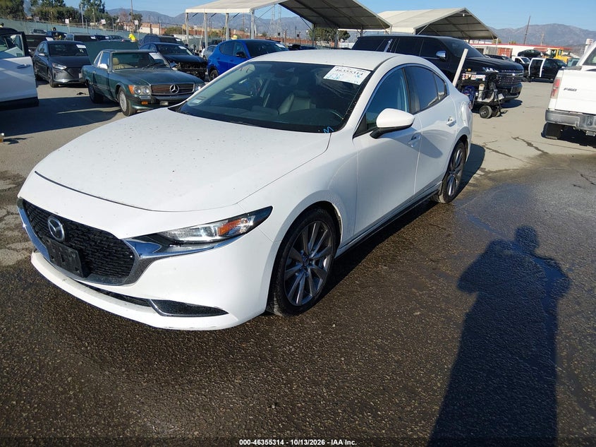 MAZDA MAZDA3 2019 VIN 3MZBPAAL2KM110368