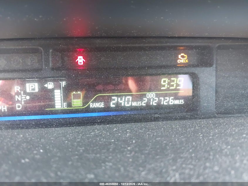 Toyota Prius V - фото 7