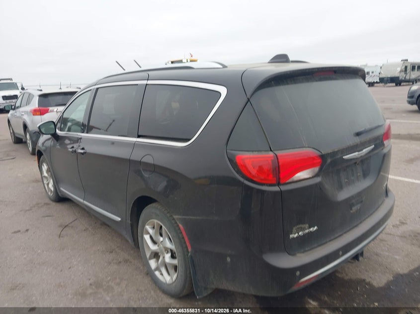Vin: 2c4rc1gg7hr545377, lot: 46856097, chrysler pacifica limited 20173