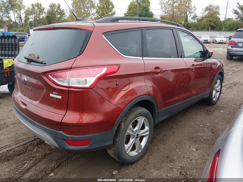 2016 FORD ESCAPE SE · Фото 4