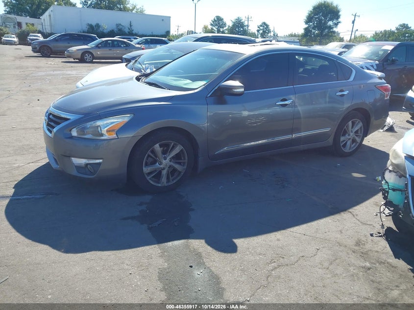 2014 Nissan Altima 2.5 Sl, Right Side, IAAI, VIN 1N4AL3AP7EC404188 — photo 2
