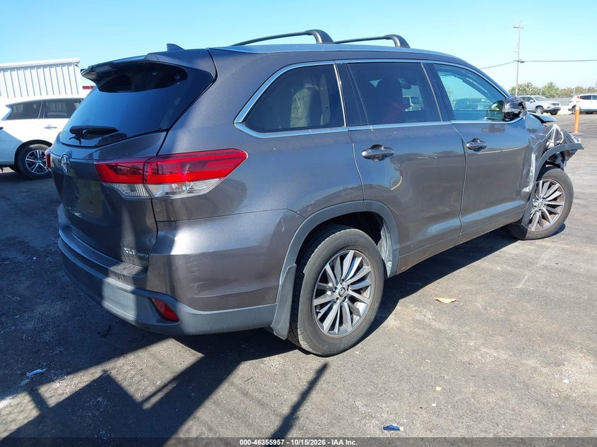 TOYOTA HIGHLANDER - zdjęcie 4