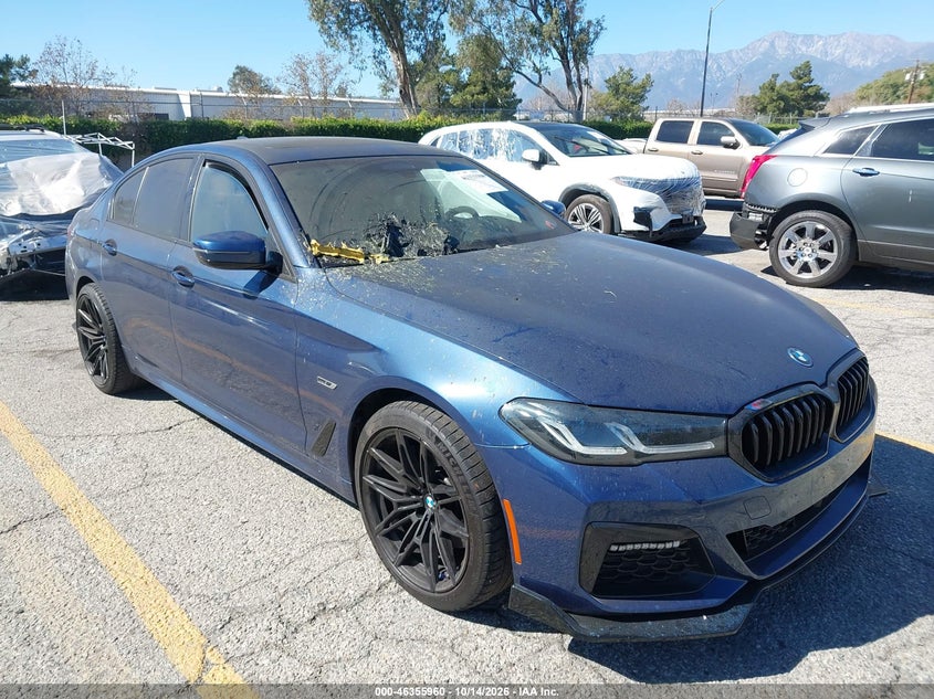 Vin: wba13ag00ncj16289, lot: 46856226, bmw 530e 20221