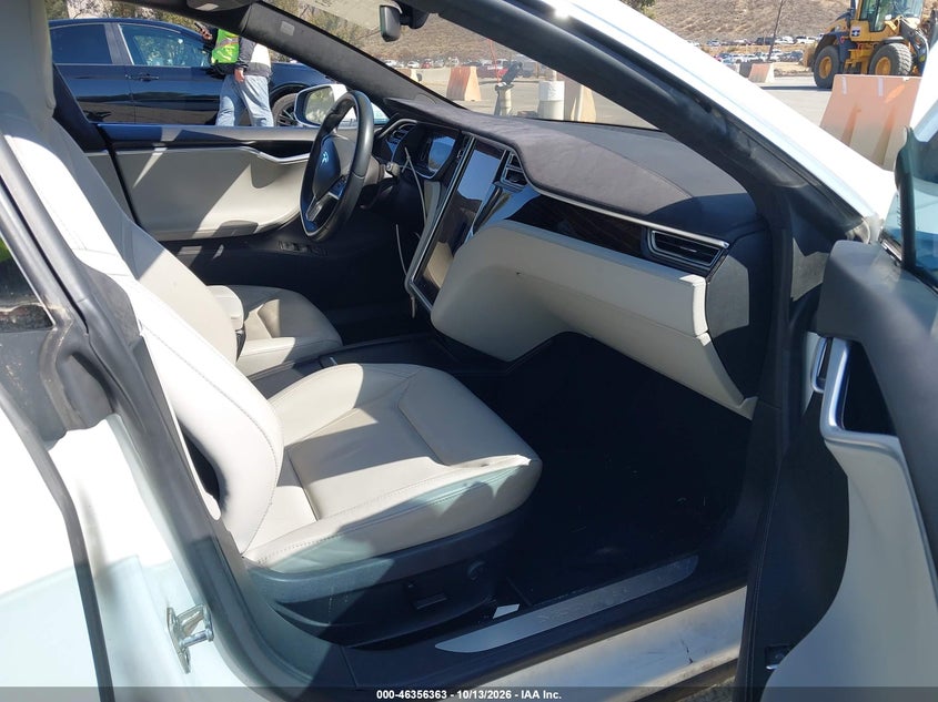 TESLA MODEL S 2016 VIN 5YJSA1E2XGF140932