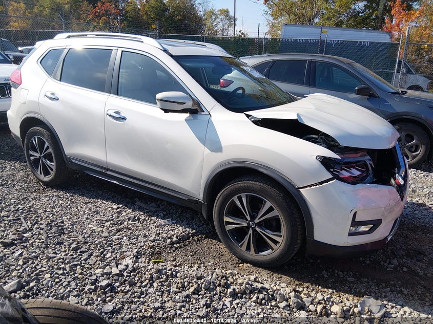 Vin: jn8at2mv6hw274457, lot: 46856819, nissan rogue sl 2017 img_1