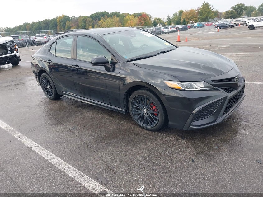Vin: 4t1g11bk9mu023979, lot: 46856837, toyota camry se nightshade edition awd 2021 img_1