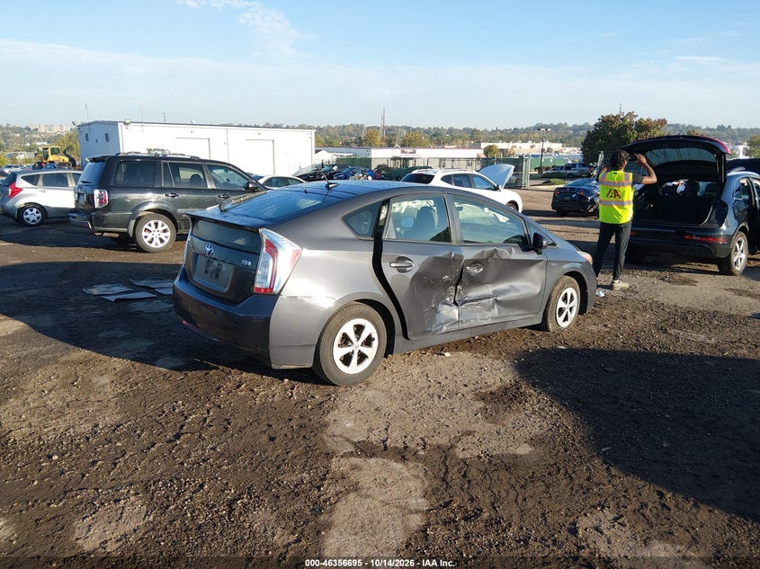 Vin: jtdkn3du6f0454254, lot: 46856974, toyota prius three 20154