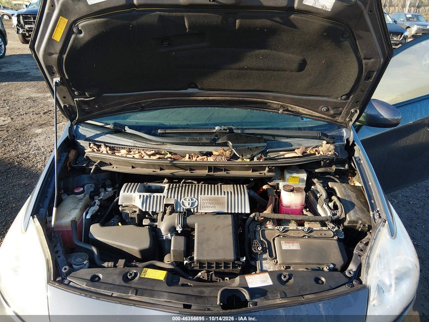 TOYOTA PRIUS - zdjęcie 10